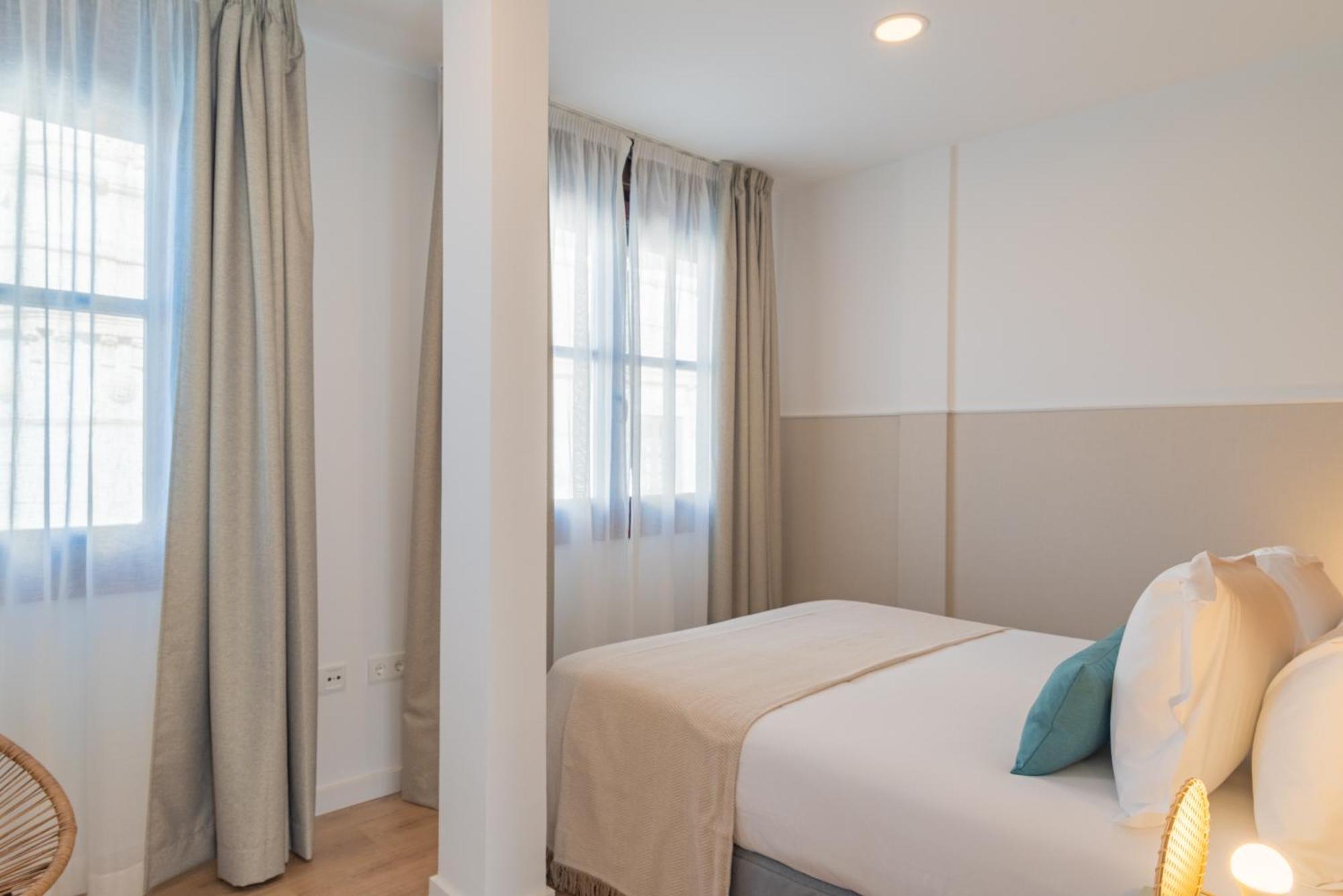 מאלגה Feelathome Atarazanas Apartments מראה חיצוני תמונה
