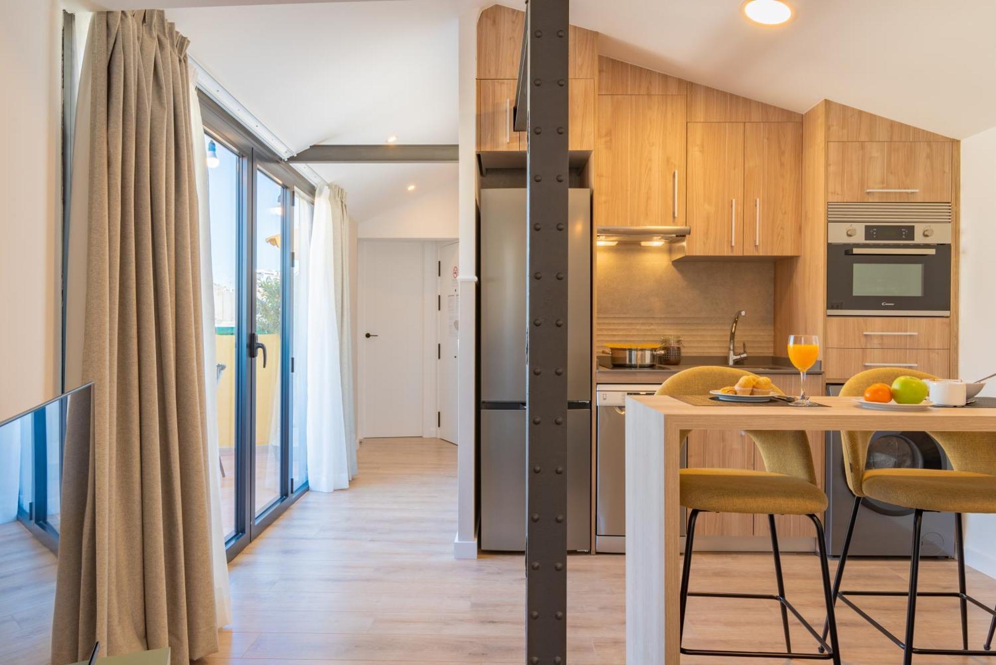 מאלגה Feelathome Atarazanas Apartments מראה חיצוני תמונה
