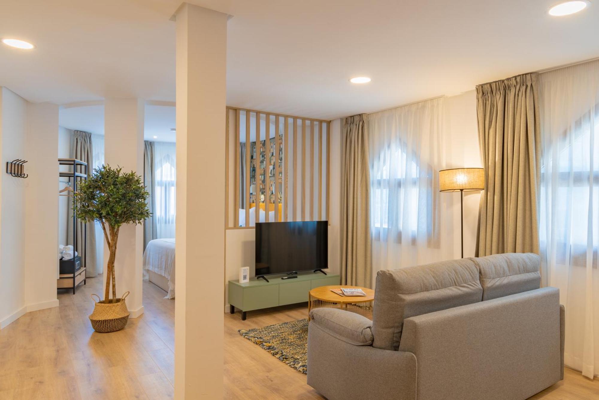 מאלגה Feelathome Atarazanas Apartments מראה חיצוני תמונה